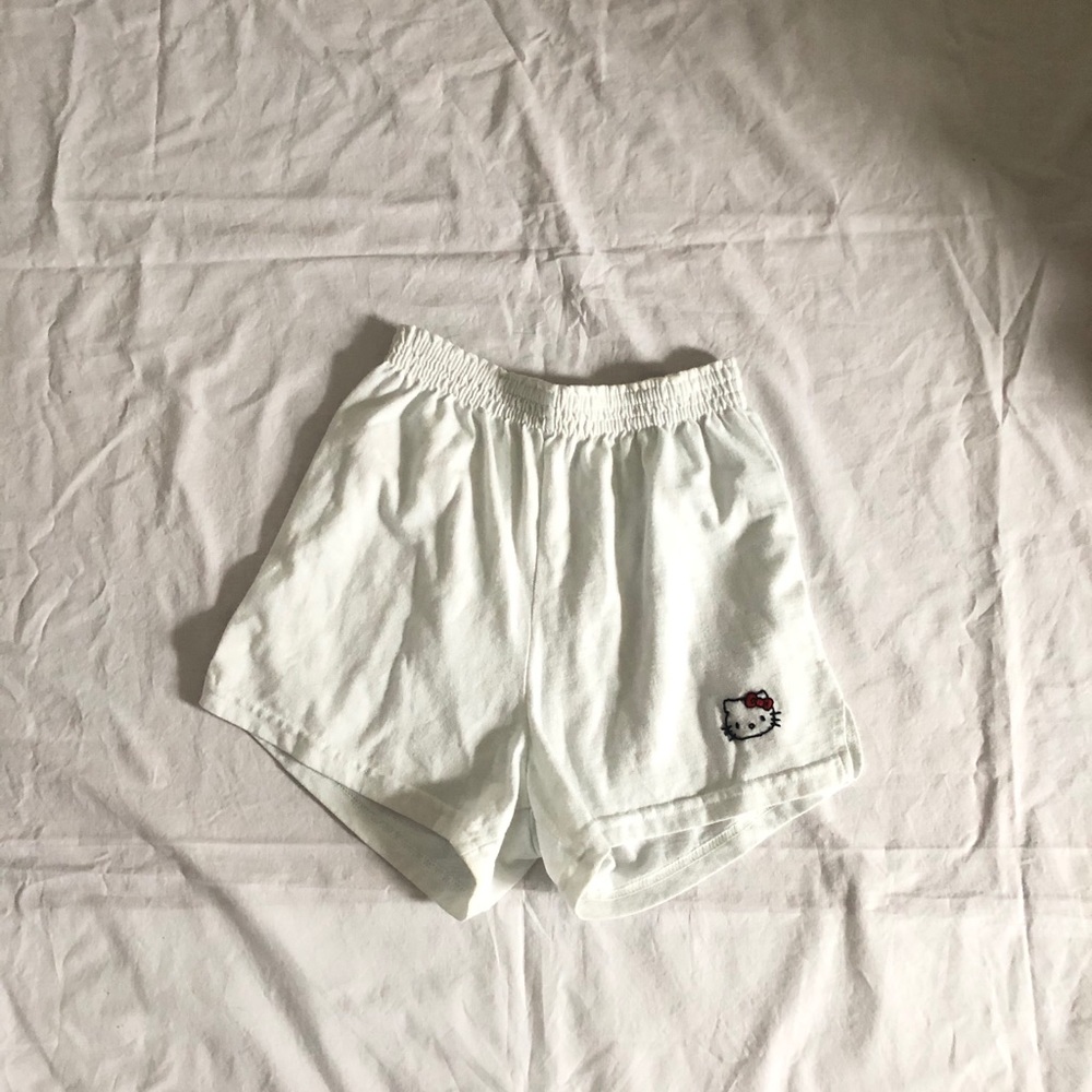 Hello kitty embroidered shorts